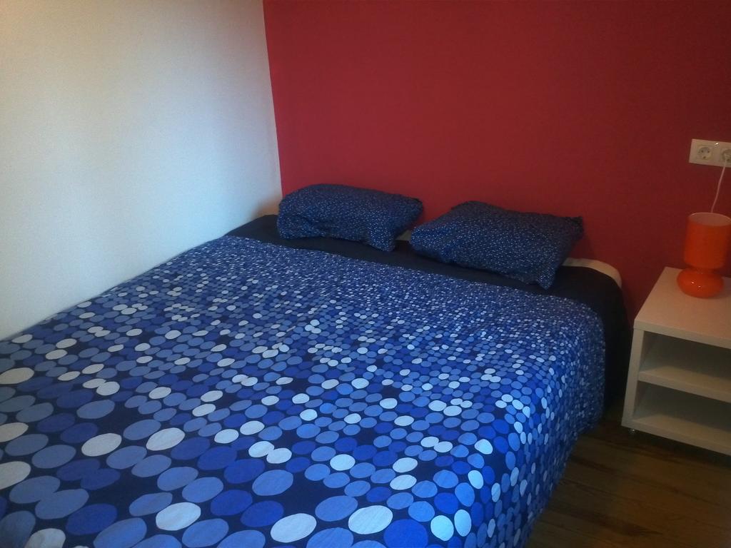 פמפלונה Xarma Hostel חדר תמונה